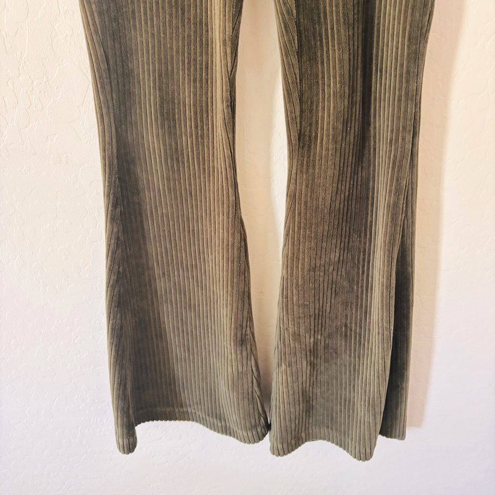 Aerie Small Short Olive Corduroy Pants Stretchy Pull-on - Picture 3 of 6